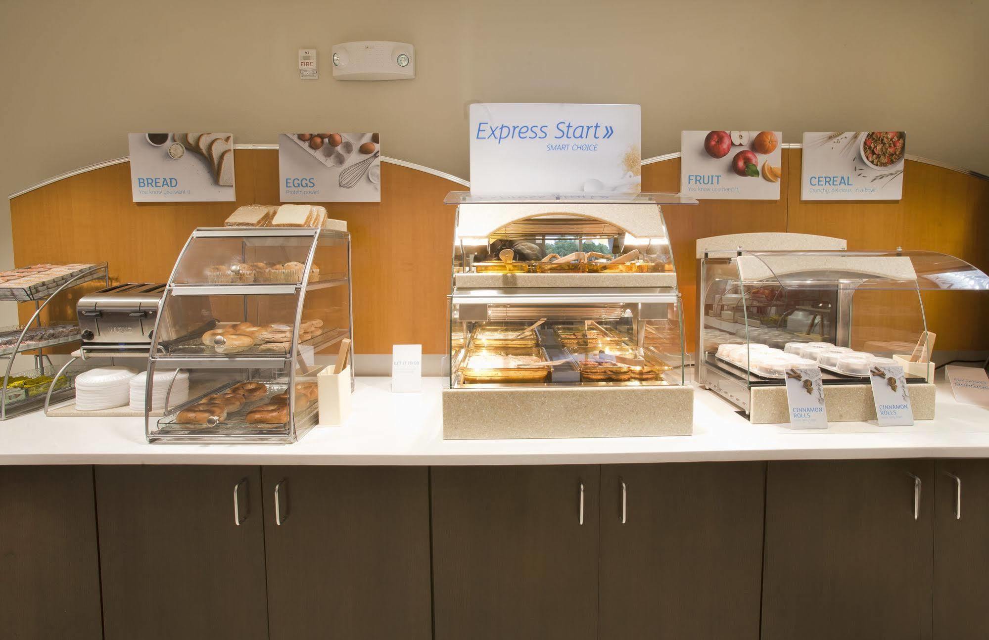 Holiday Inn Express Hotel & Suites Hot Springs By Ihg Екстер'єр фото